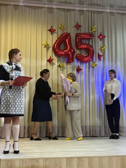 Средняя общеобразовательная школа п. Сорум отметит 45-летие.